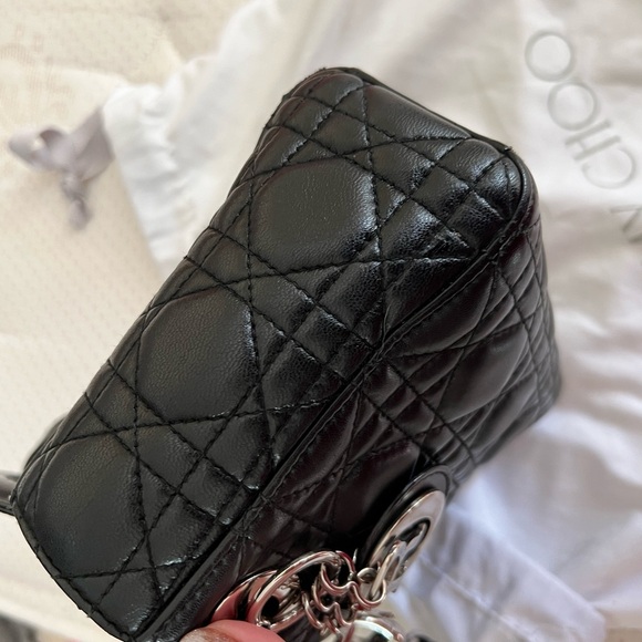 CHRISTIAN DIOR Lambskin Cannage Mini Lady Dior Black - Picture 10 of 12